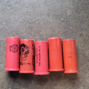 5 pack of 25mm plastic flares